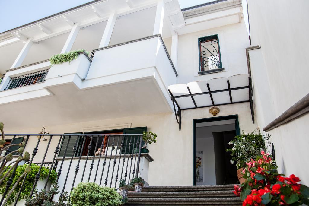 Certe Notti - Suites بومبيي المظهر الخارجي الصورة